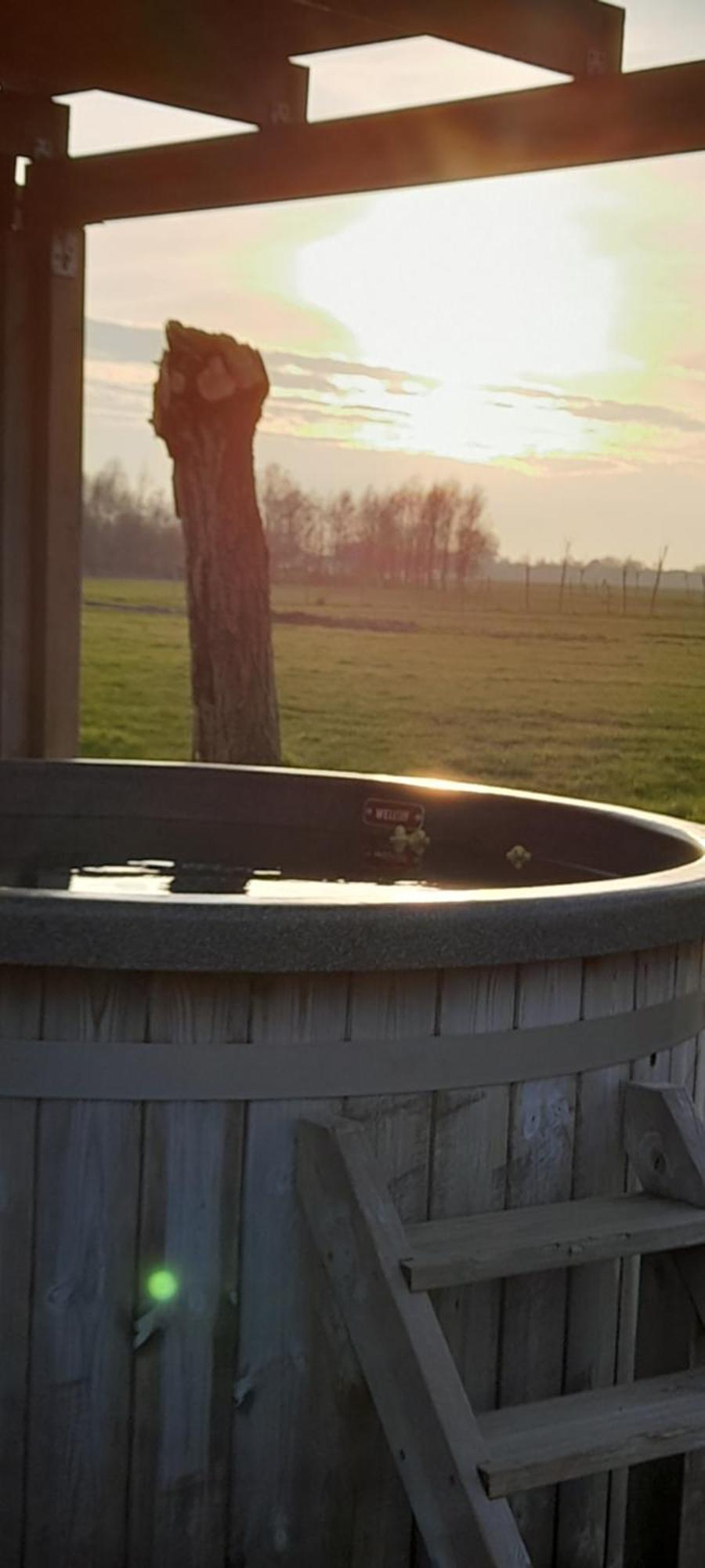Stacaravan Op De Paardenboerderij Sneek Exterior photo