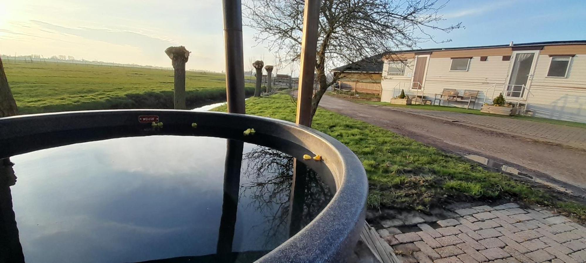 Stacaravan Op De Paardenboerderij Sneek Exterior photo